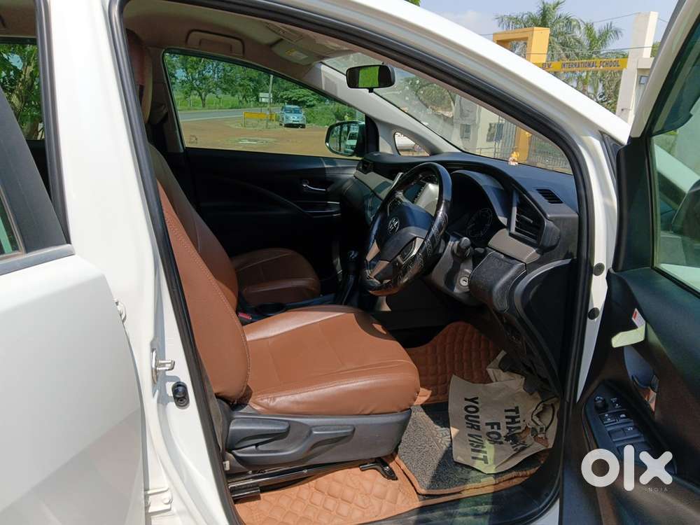 Toyota Innova Crysta 2023