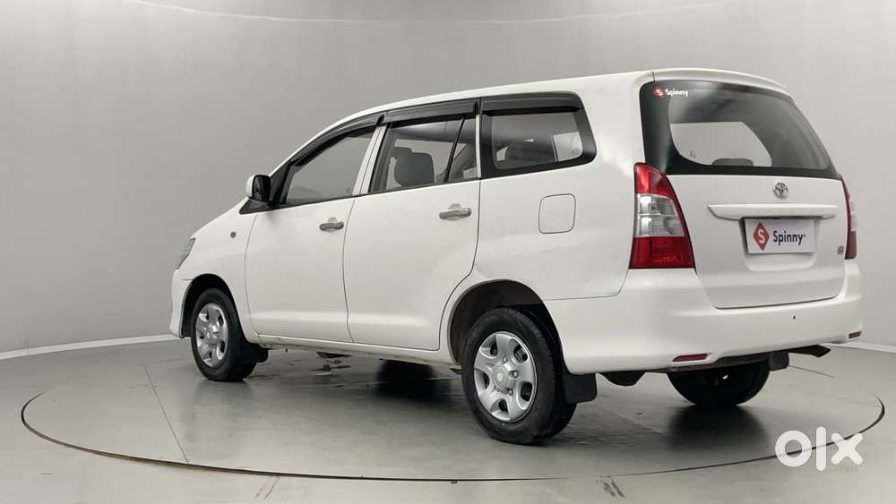 Toyota Innova 2.5 G (diesel) 8 Seater Bs Iv, 2012, Diesel