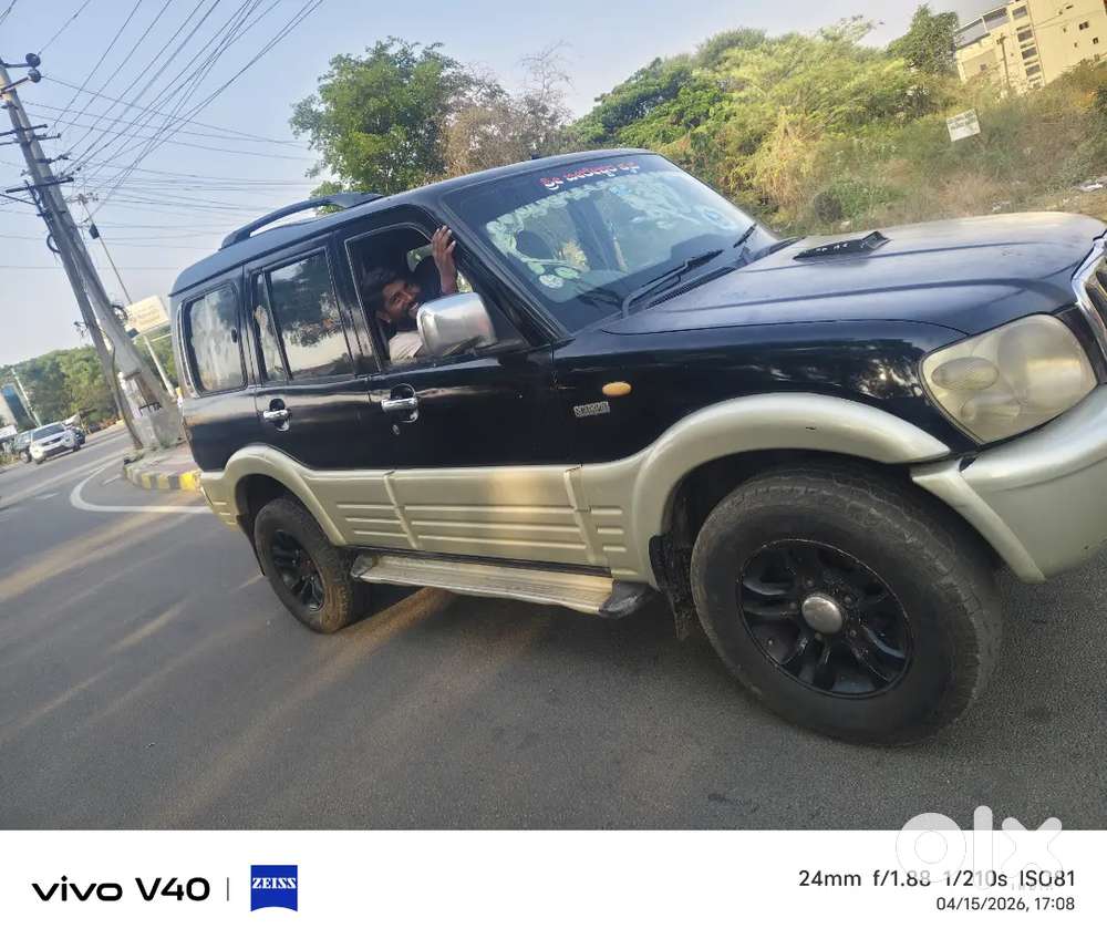 Mahindra Scorpio Classic 2004