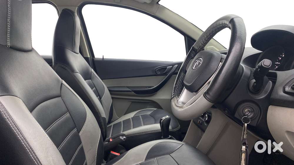 Tata Tiago 1.2 Revotron Xt, 2016, Petrol