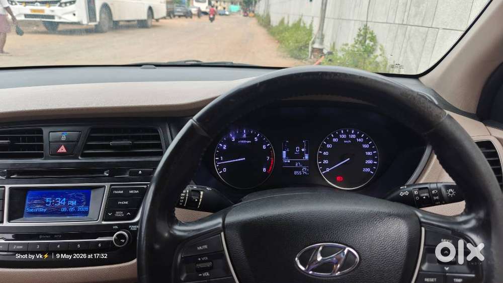 Hyundai Elite I20 2014 - Petrol + Cng