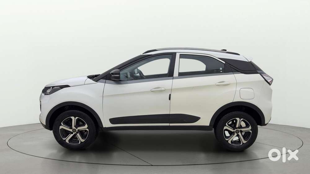 Tata Nexon 1.2 Revotron Xza Plus Premium, 2021, Petrol