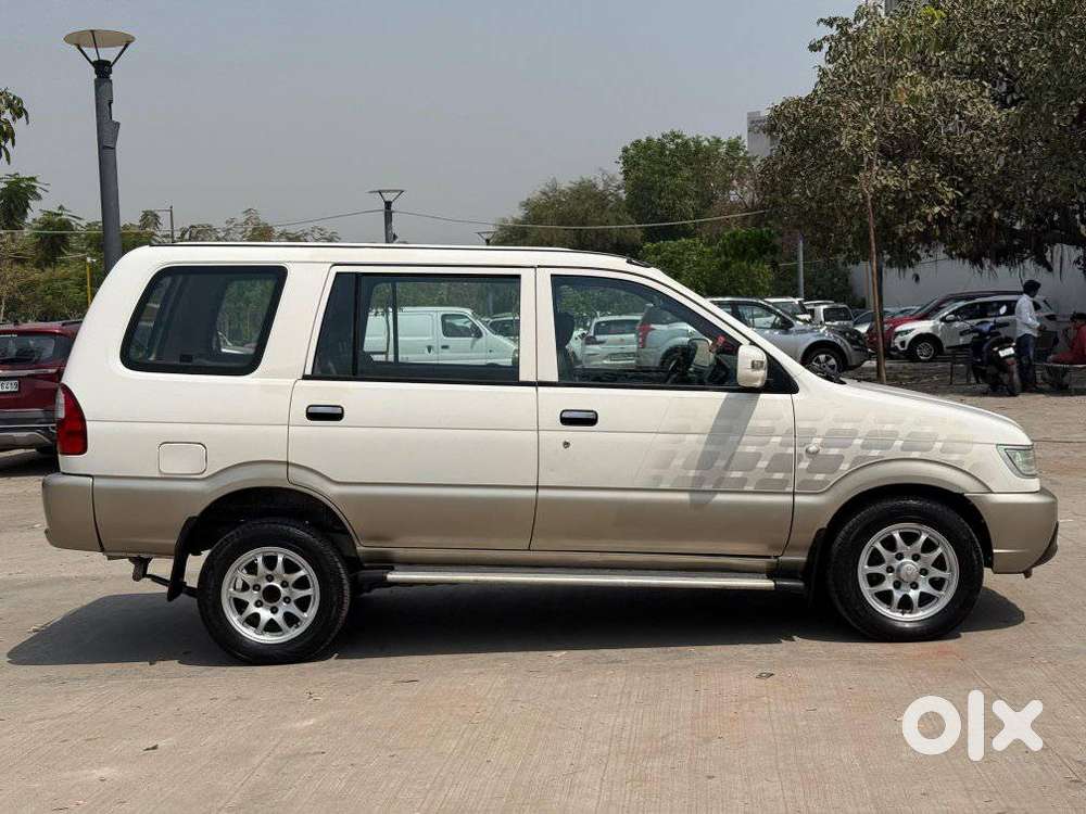 Chevrolet Tavera Lt 9 Seater, 2012, Diesel