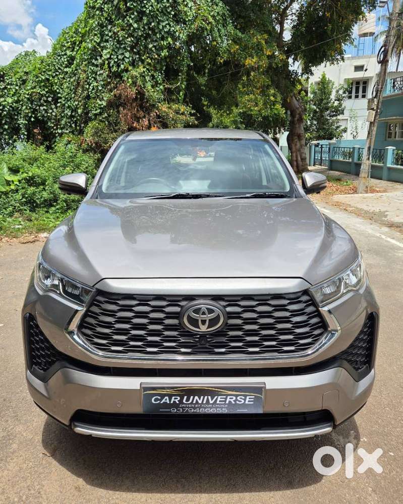 Toyota Innova Hycross 2.0 Vx Hybrid 7 Str, 2023, Petrol