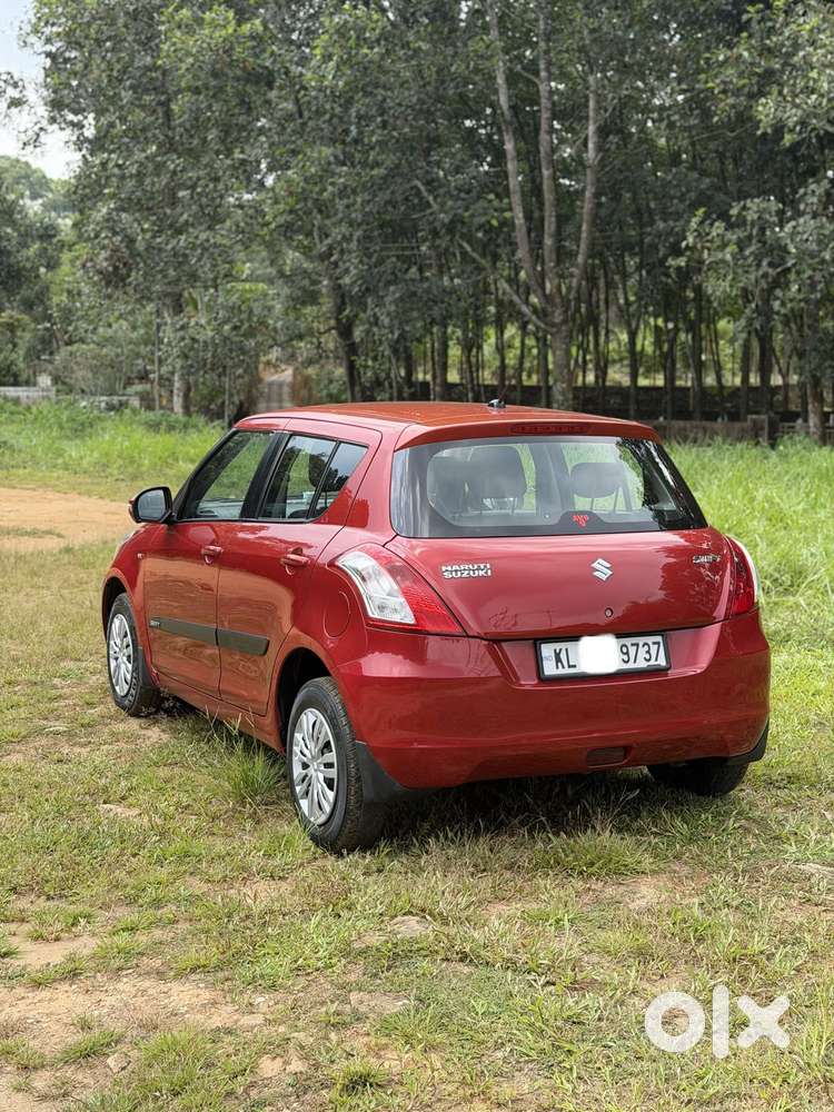 Maruti Suzuki Swift Vxi With Abs, 2011, Petrol