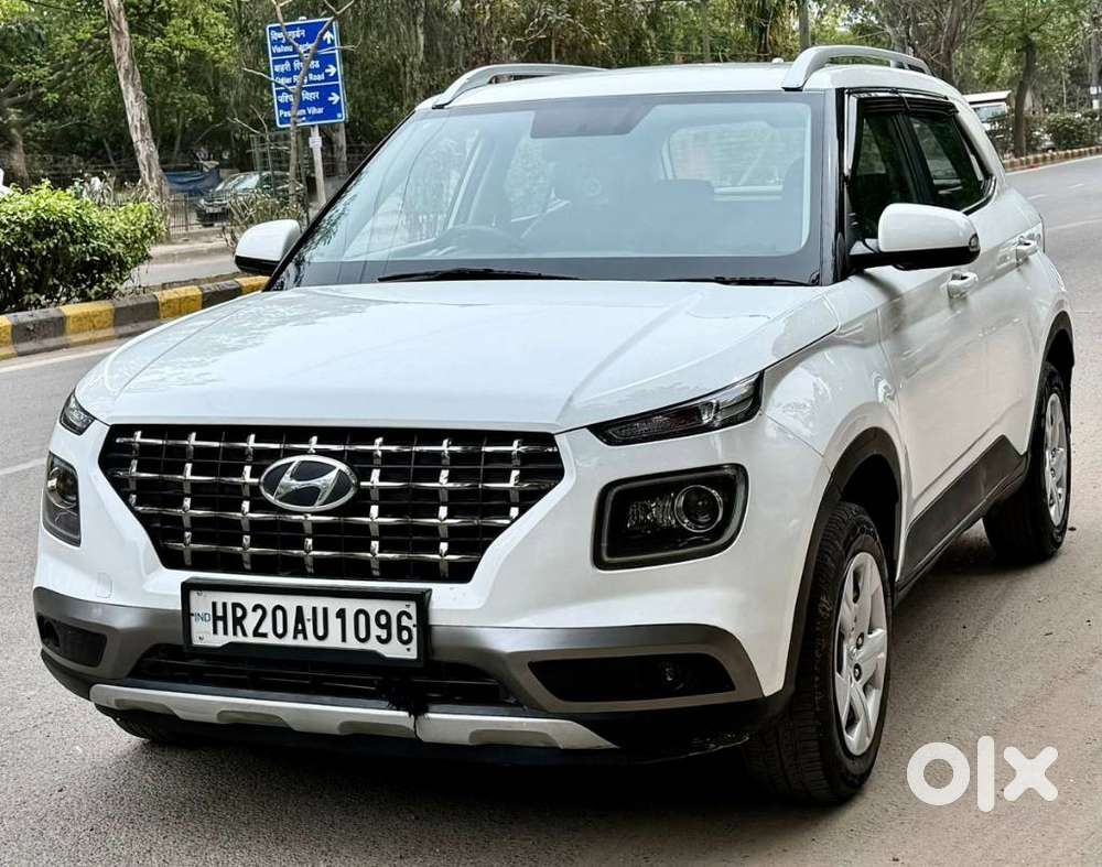 Hyundai Venue S Plus Mt 1.2 Kappa, 2022, Petrol
