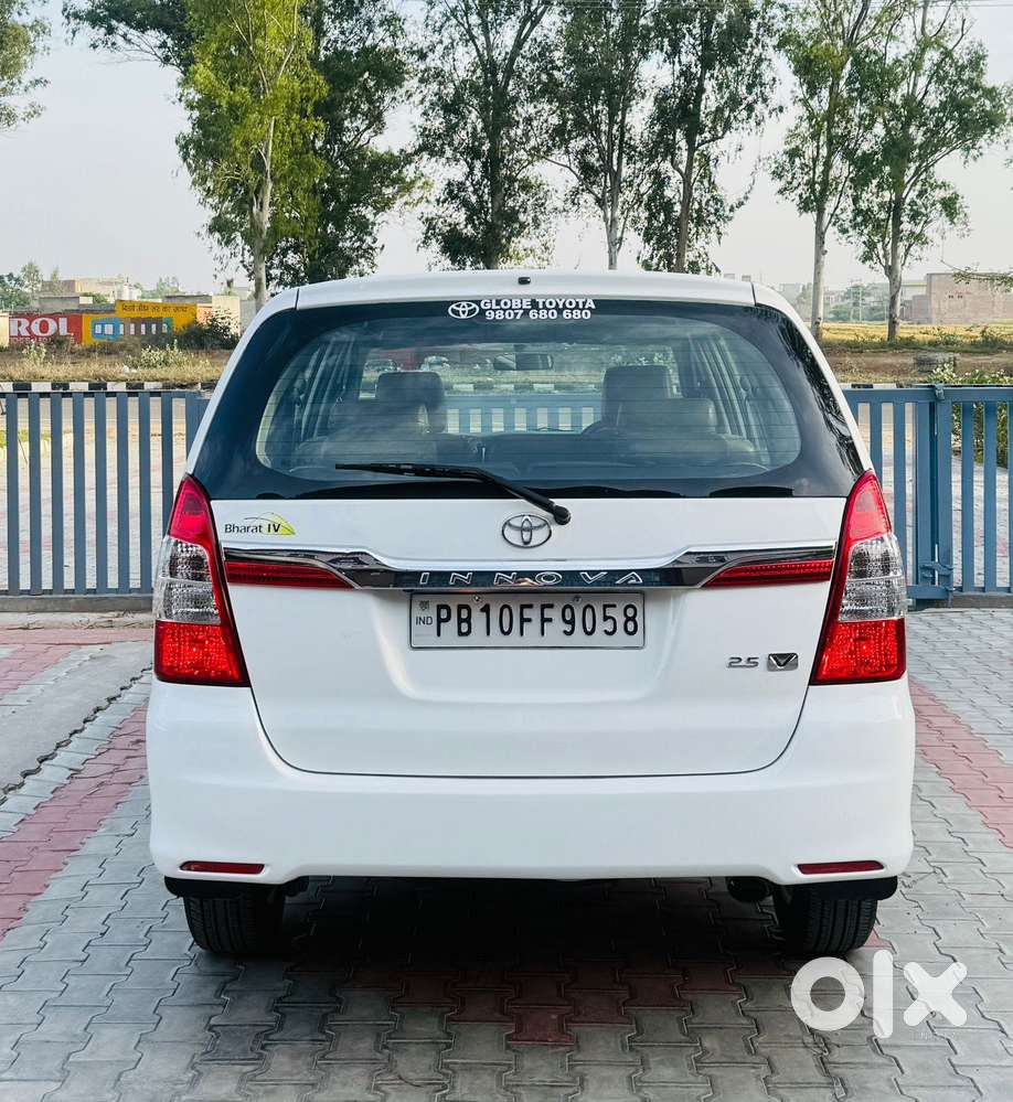 Toyota Innova 2009-2011 2.5 E 7 Str, 2016, Diesel