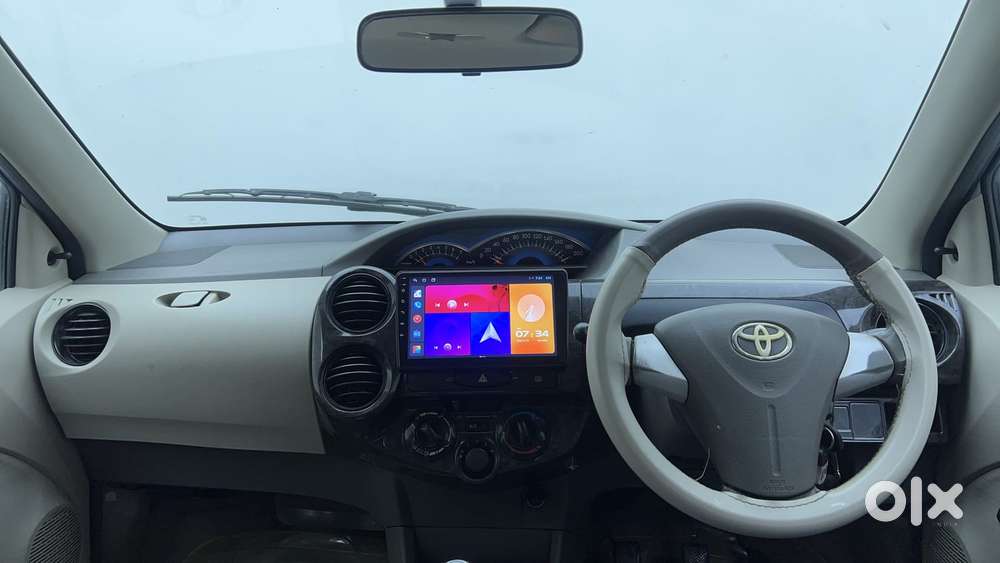 Toyota Etios Liva 2014-2016 V, 2016, Petrol