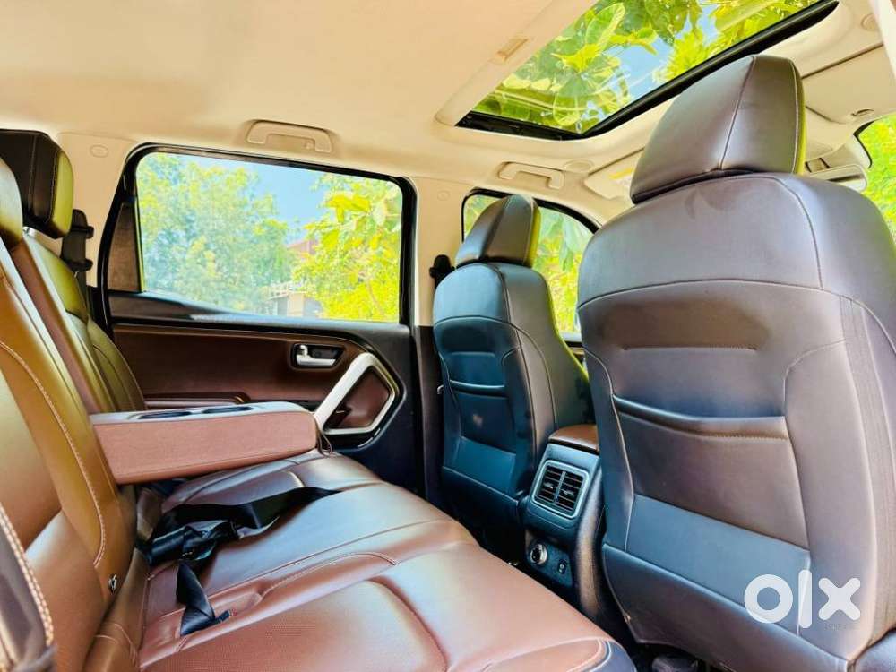 Mahindra Scorpio-n 2.2 Z8 L Diesel At 7 Str, 2023, Diesel