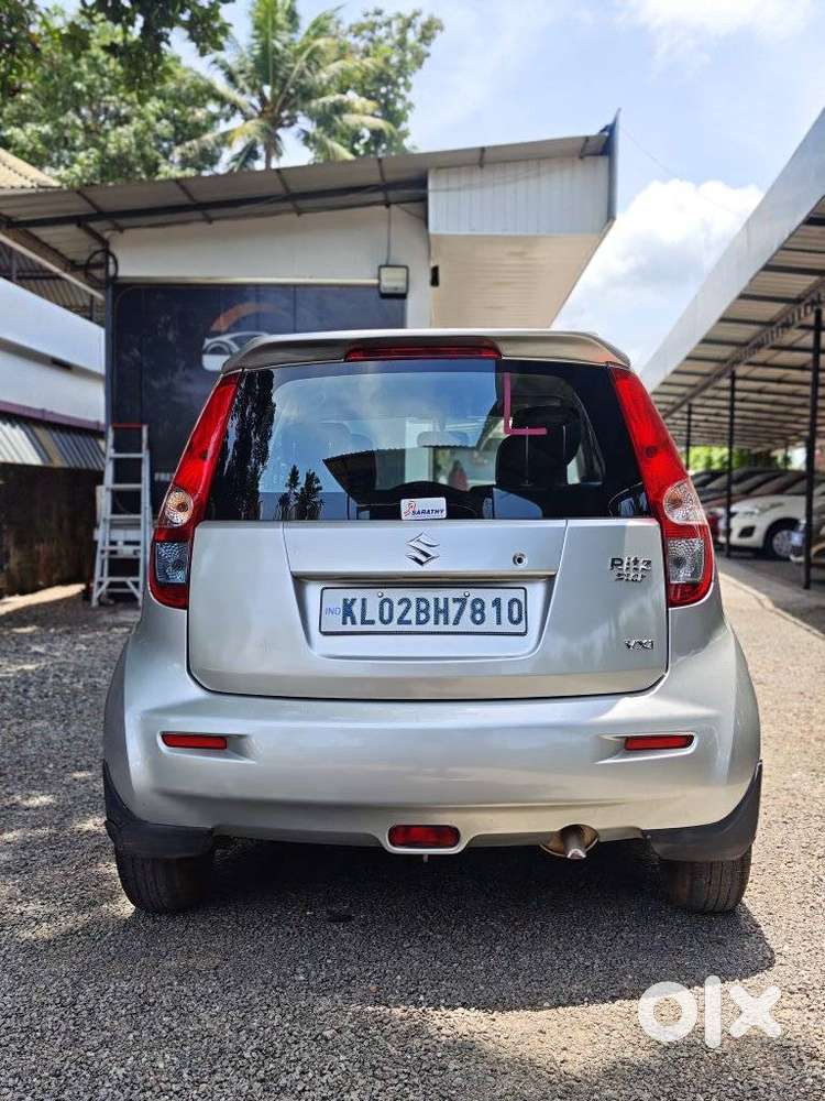 Maruti Suzuki Ritz Vxi Abs, 2013, Petrol