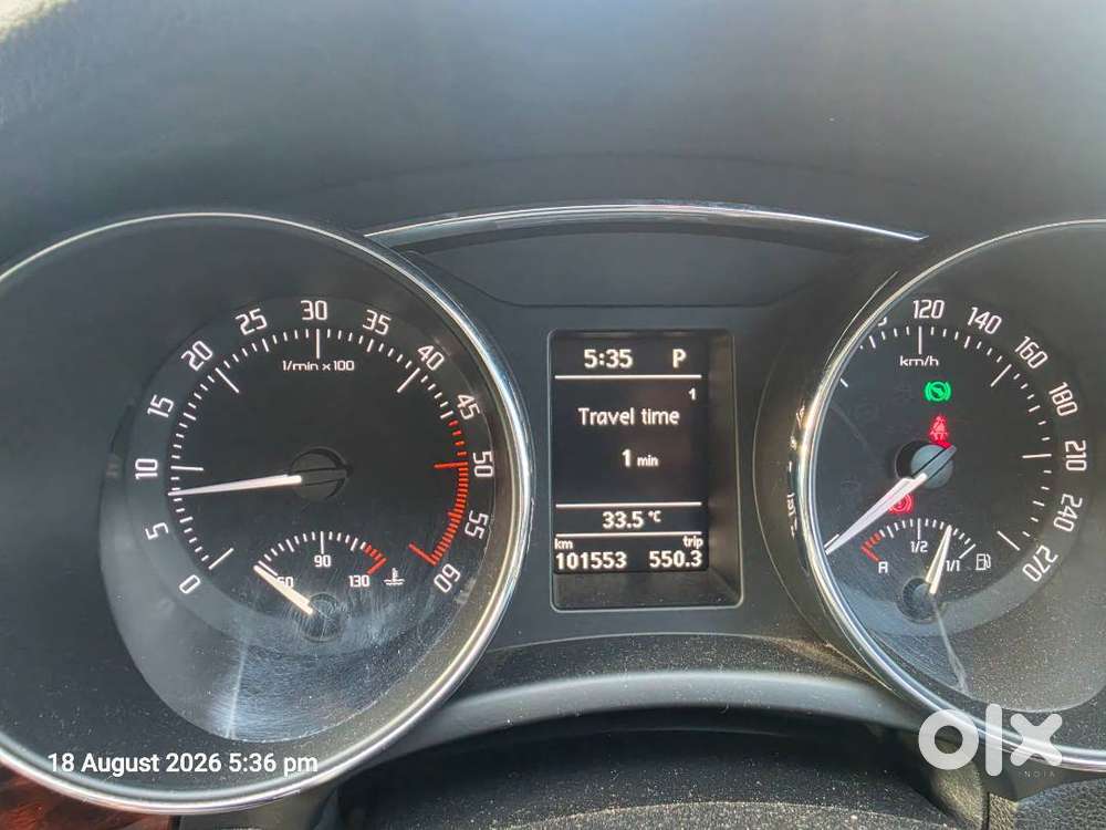 Skoda Superb Elegance 2.0 Tdi Automatic &ndash; 2011