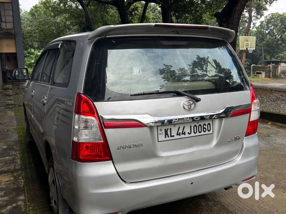 Toyota Innova 2.5 Gx 2012