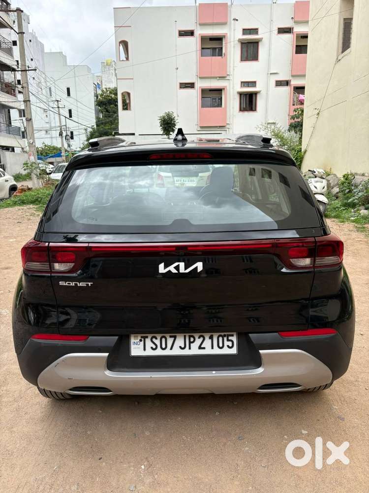 2022 Kia Sonet Htk+ 1.2 Petrol  17,000 Km  Single Owner