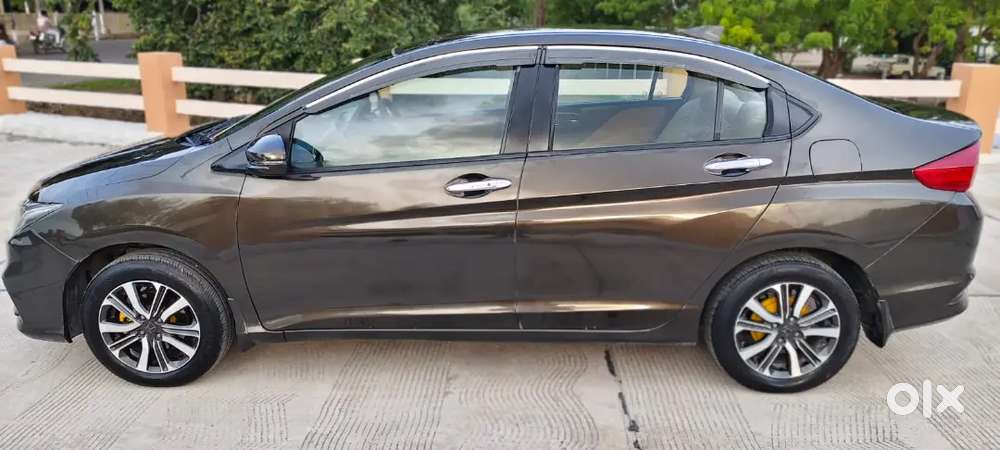 Honda City 2017 Cng & Hybrids Well Maintained