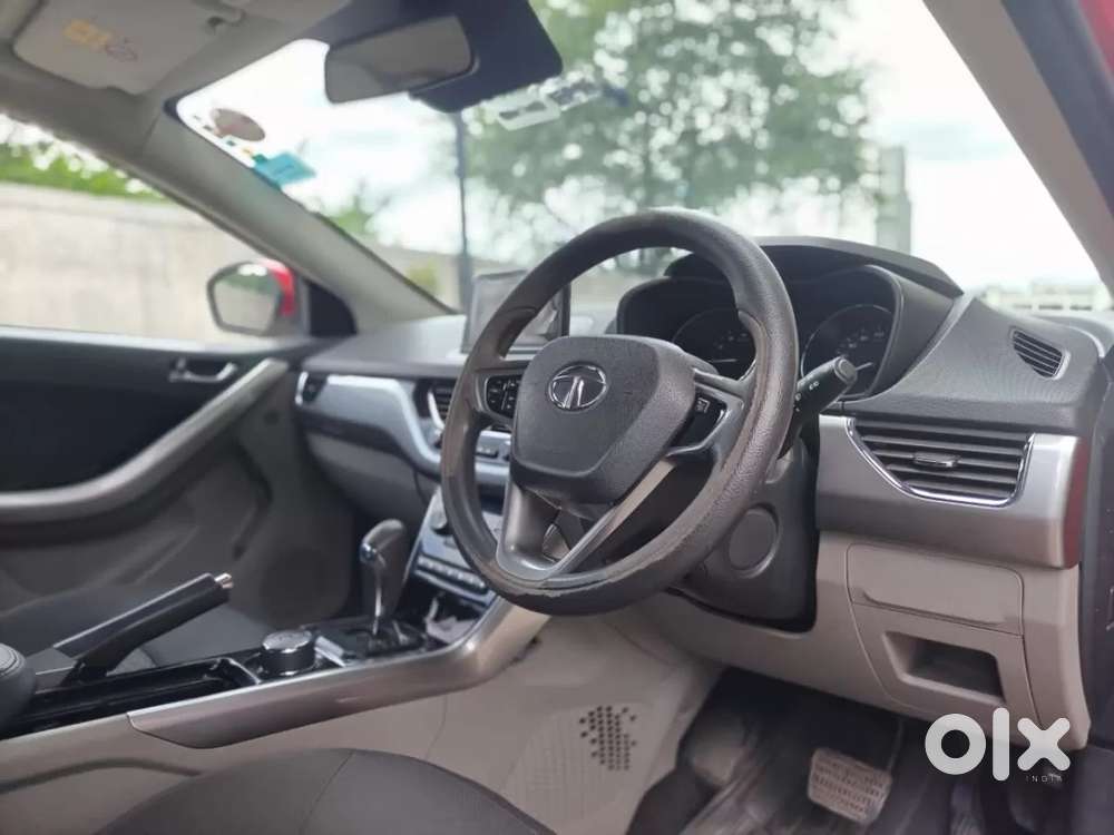Tata Nexon 1.2 Revotron Xza Plus, 2018, Petrol