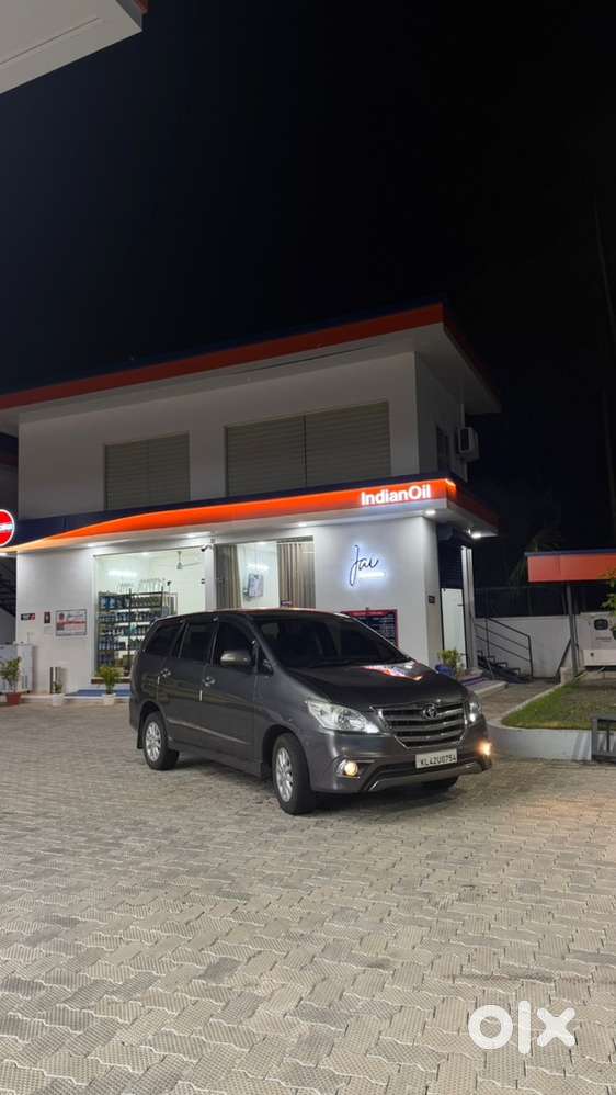 2012 Innova V Option