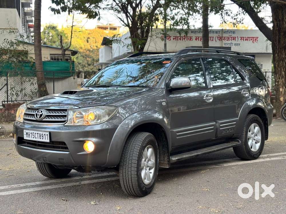 Toyota Fortuner 3.0 4x4 Manual, 2011, Diesel
