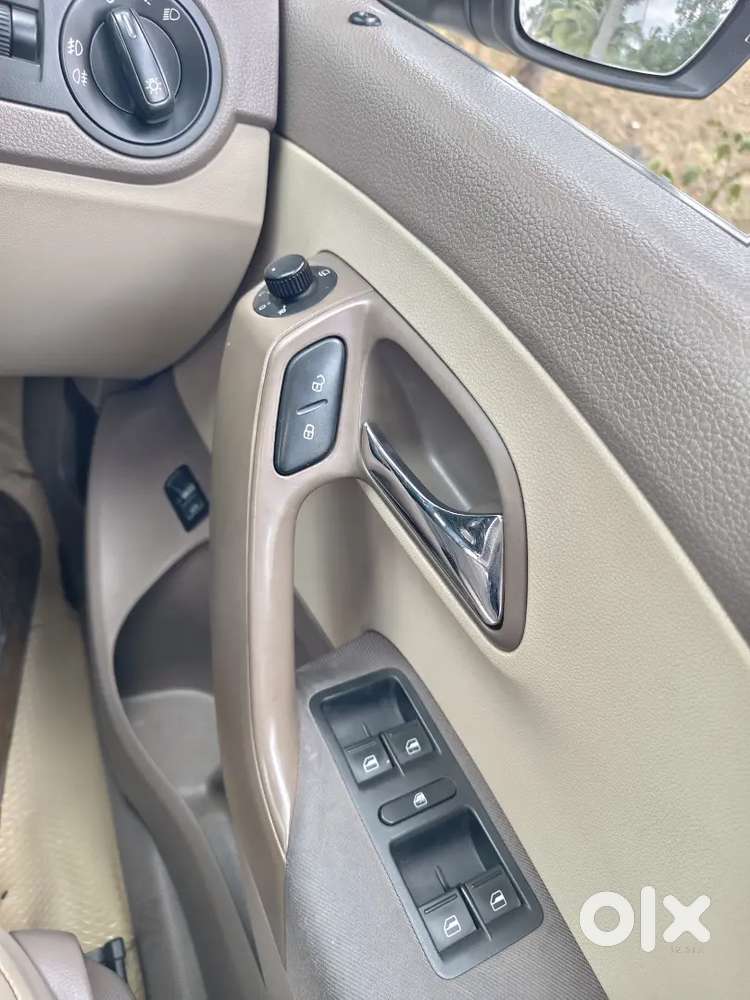 Skoda Rapid Elegance 2016