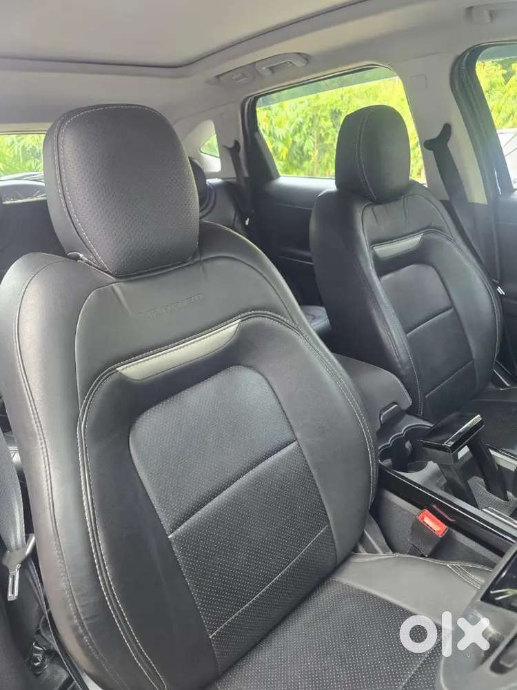 Tata Harrier Dark Edition 30k Km Drive Like New Car