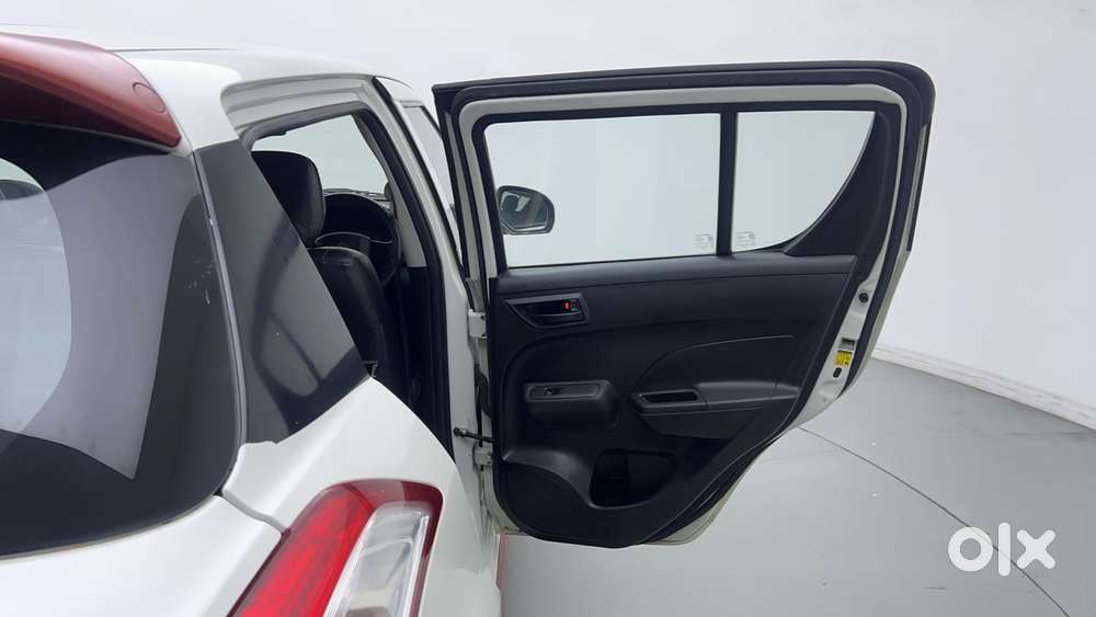 Maruti Suzuki Swift 1.2 Lxi (o), 2016, Petrol