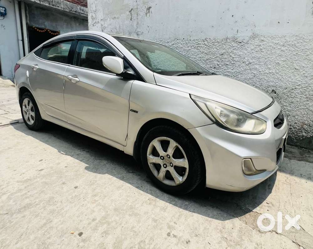 Hyundai Verna 2012 Diesel Model Well Maintained