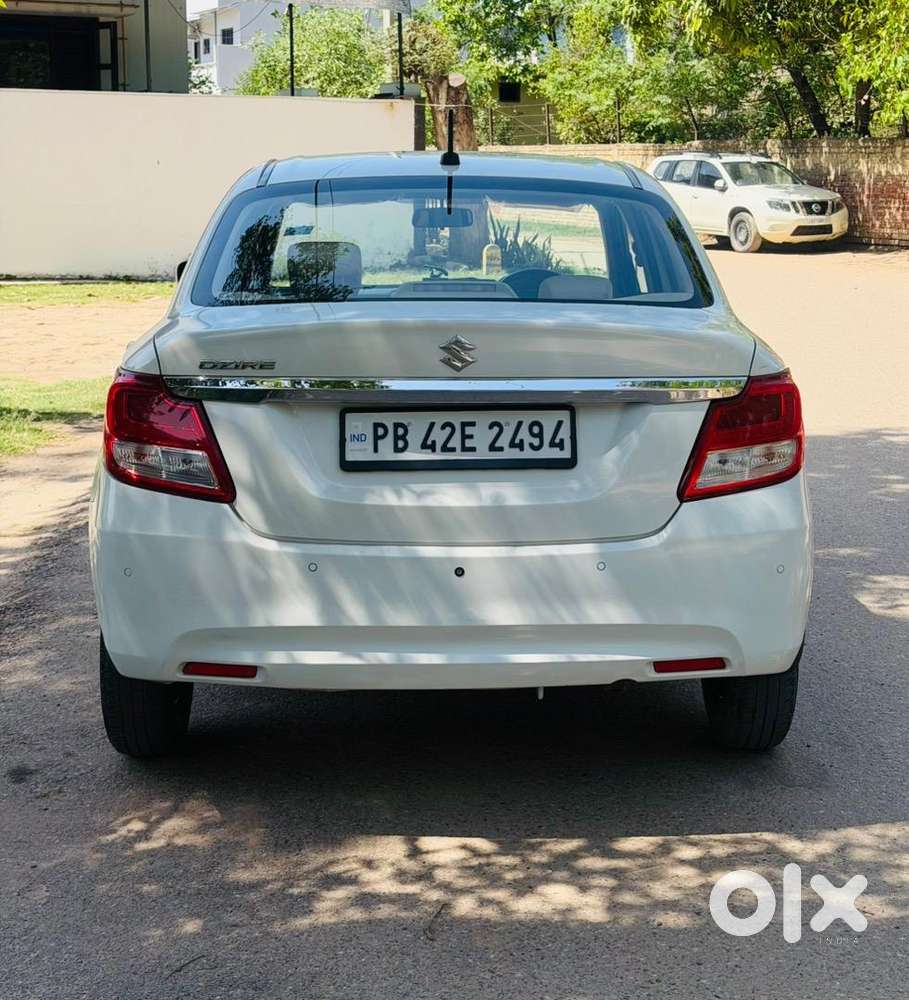 Marutia Suzuki Dzire 2023 Petrol 27900 Km Driven