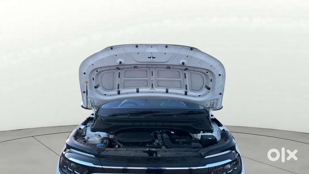 Kia Carens 1.5 Luxury Plus Turbo Dct 7 Str, 2023, Petrol