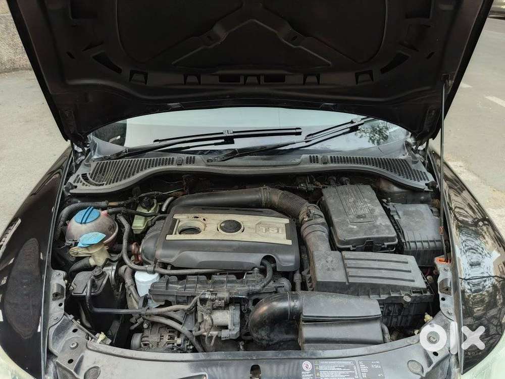 Skoda Laura 1.8 Tsi Ambiente, 2011, Petrol