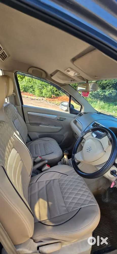 Maruti Suzuki Ertiga Vxi (cng) 2013