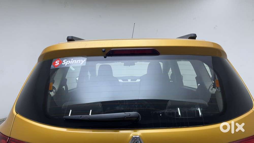 Renault Triber Rxz, 2021, Petrol