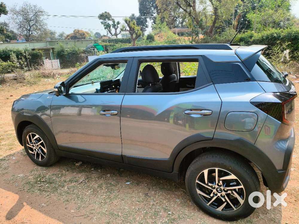 Mahindra Xuv 3xo Ax5l Manual(2025)