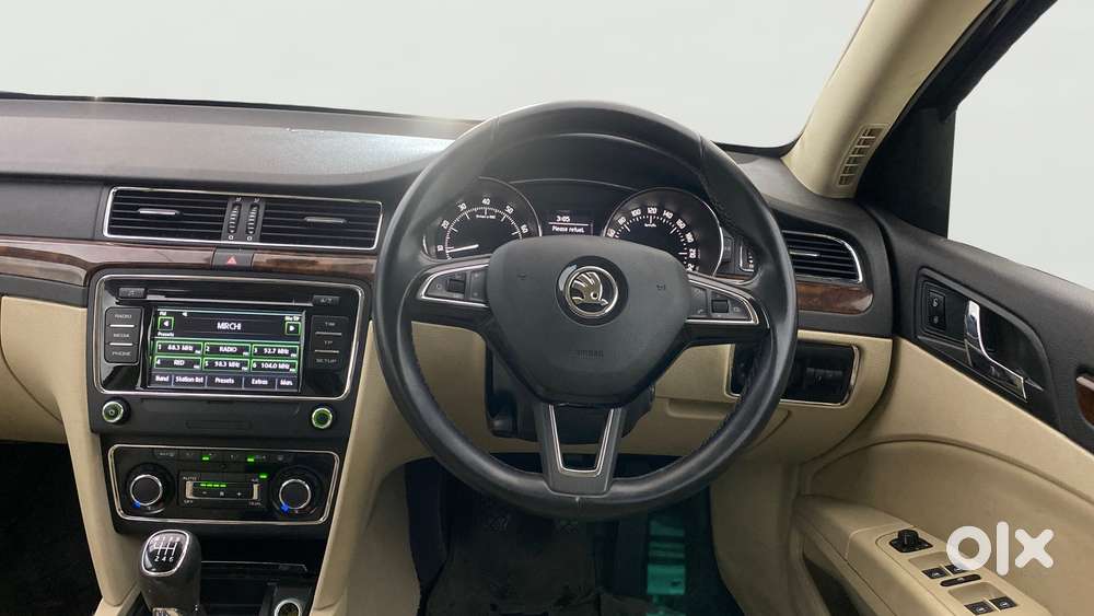 Skoda Superb 2013-2015 Elegance 1.8 Tsi Mt, 2015, Petrol