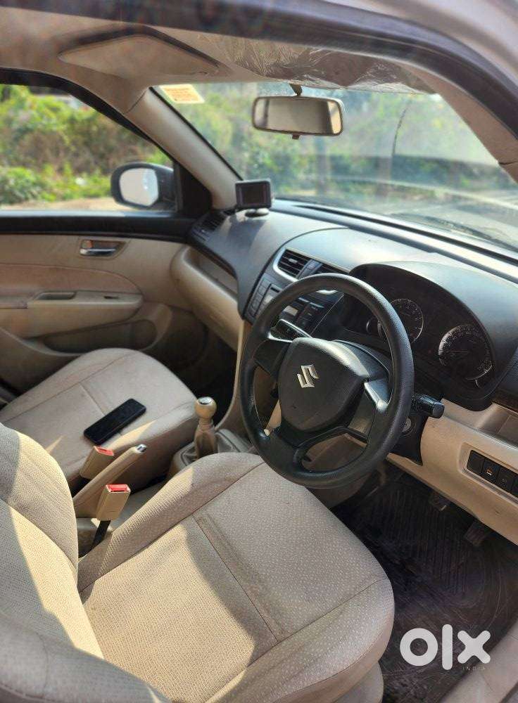 Maruti Suzuki Swift Dzire 1.2 Vxi Bsiv, 2013, Petrol
