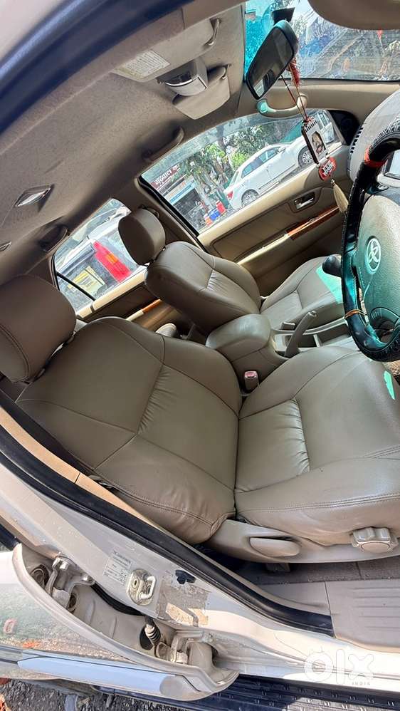 Toyota Fortuner Diesel 2011