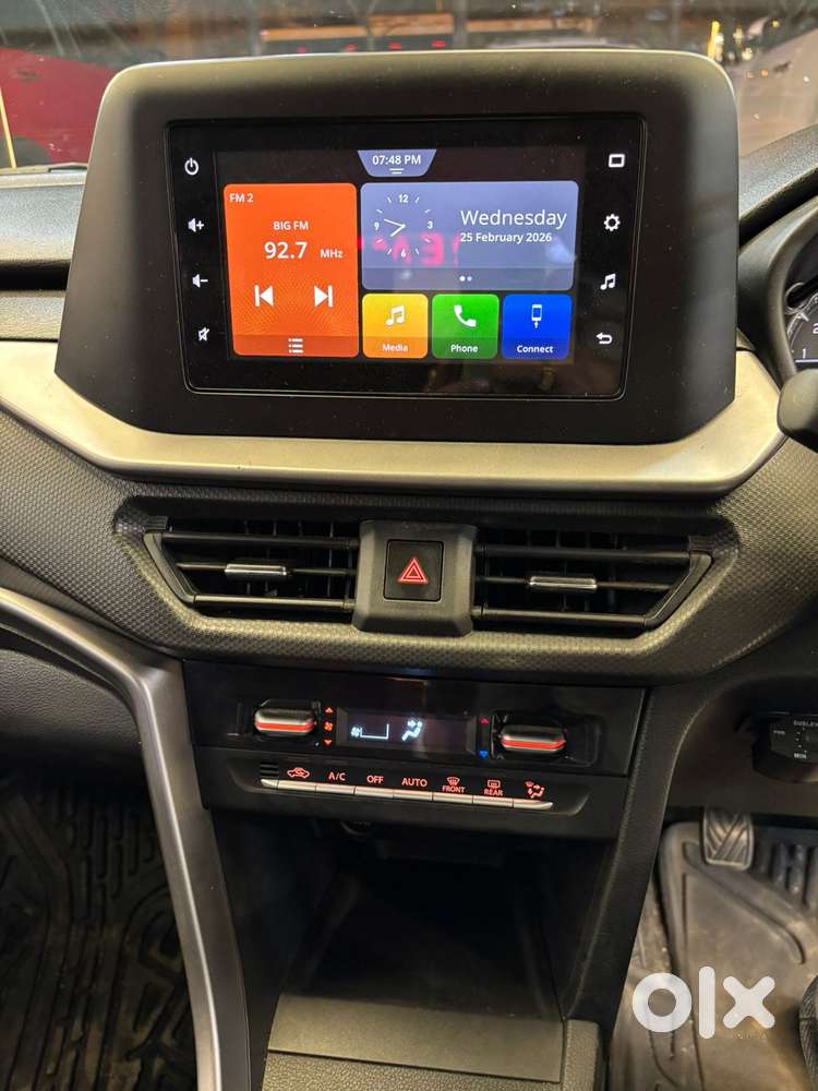 Maruti Suzuki Brezza 1.5 Vxi Smart Hybrid, 2024, Petrol