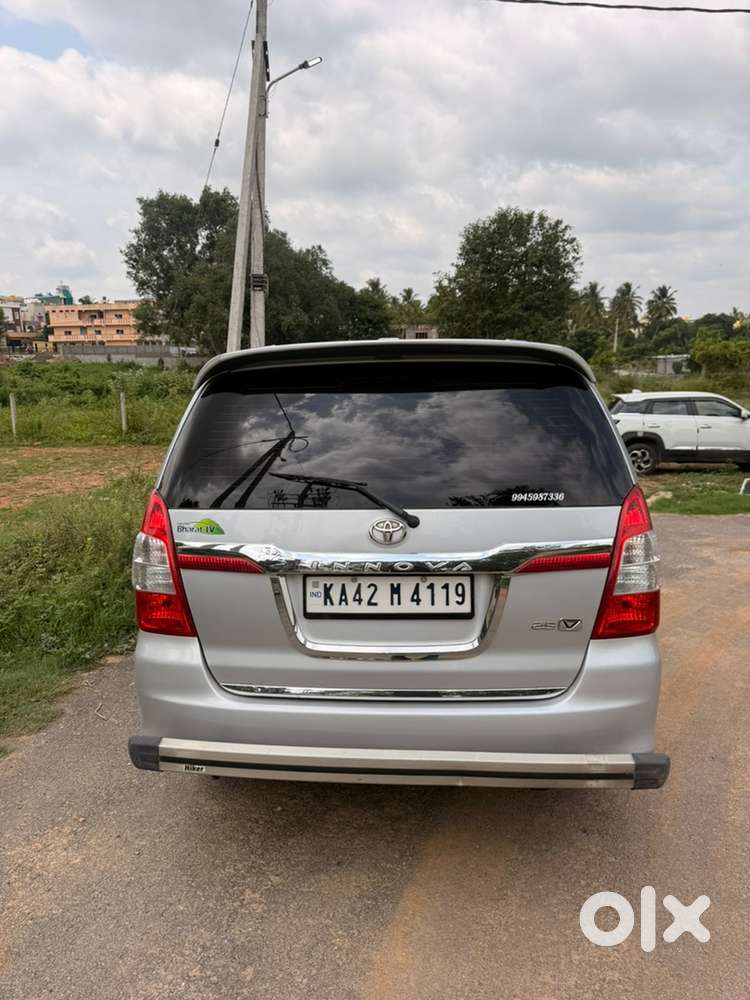 Toyota Innova Diesel 122000 Km Driven