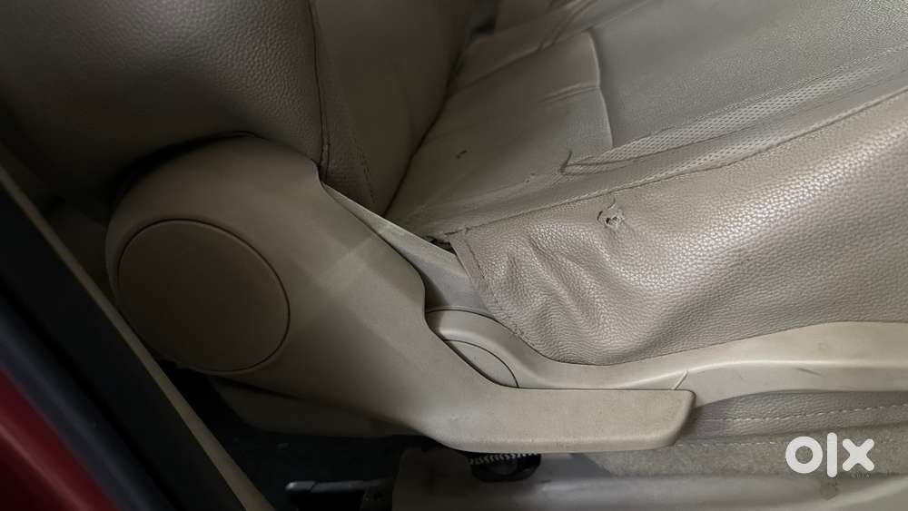 Maruti Suzuki Swift Dzire Zxi + Mt, 2017, Petrol