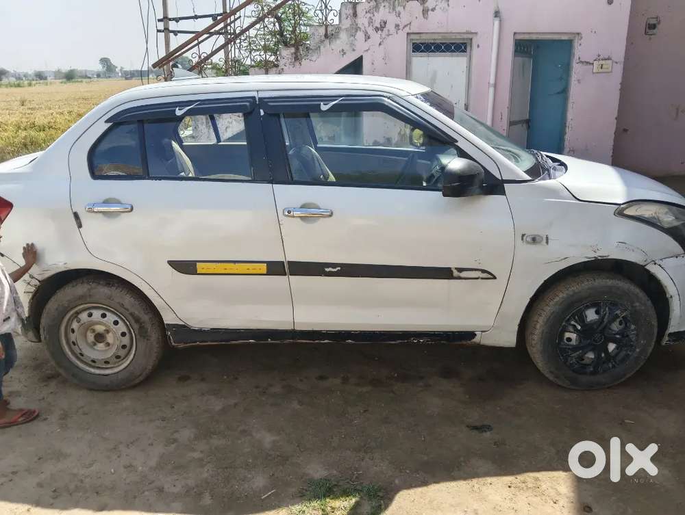 Maruti Suzuki Dzire 2018 Cng & Petrol 250000 Km Driven