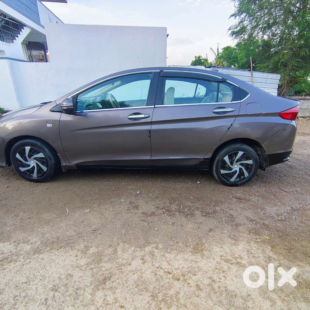 Honda City Diesel Manual 2015 Variant