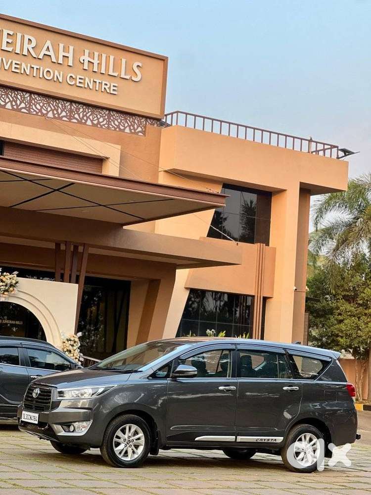 Toyota Innova Crysta 2.8 Gx At 8s, 2018, Diesel