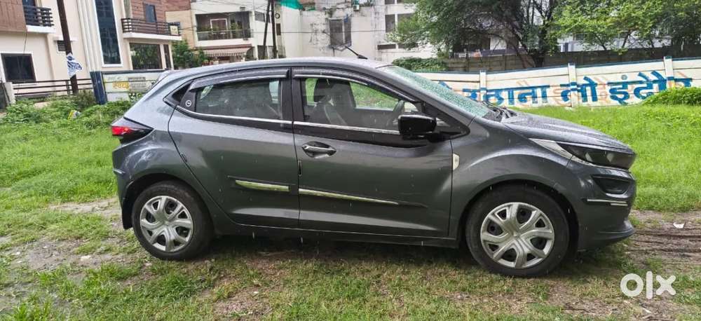 Tata Altroz Xm Plus (s), 2023, Petrol