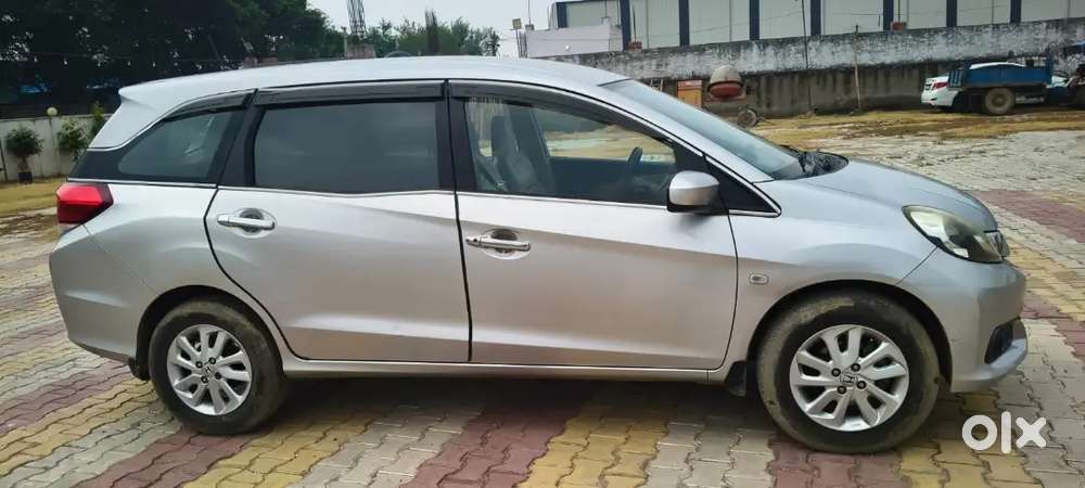 New Battry 5 Tyre New Condition Ok