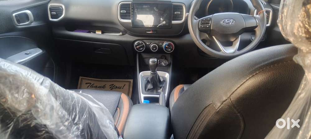 Hyundai Venue Petrol 2021