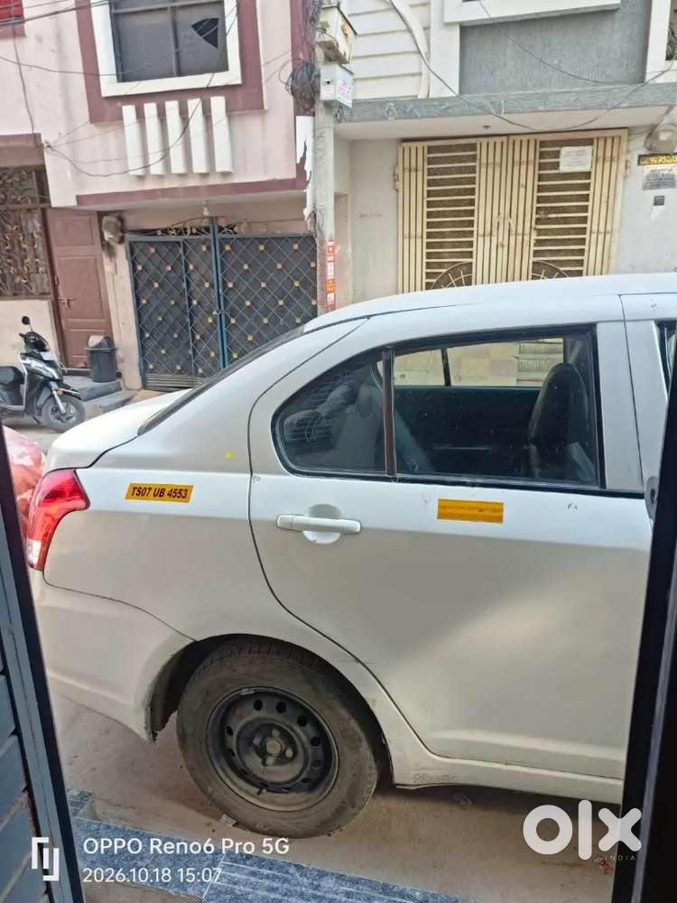 Maruti Suzuki Dzire (model : Aug-2015)
