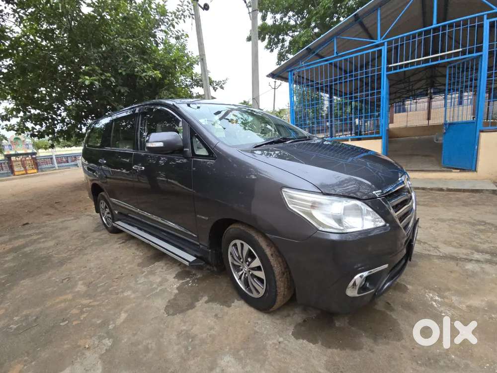 Toyota Innova 2016 Diesel Well Maintained