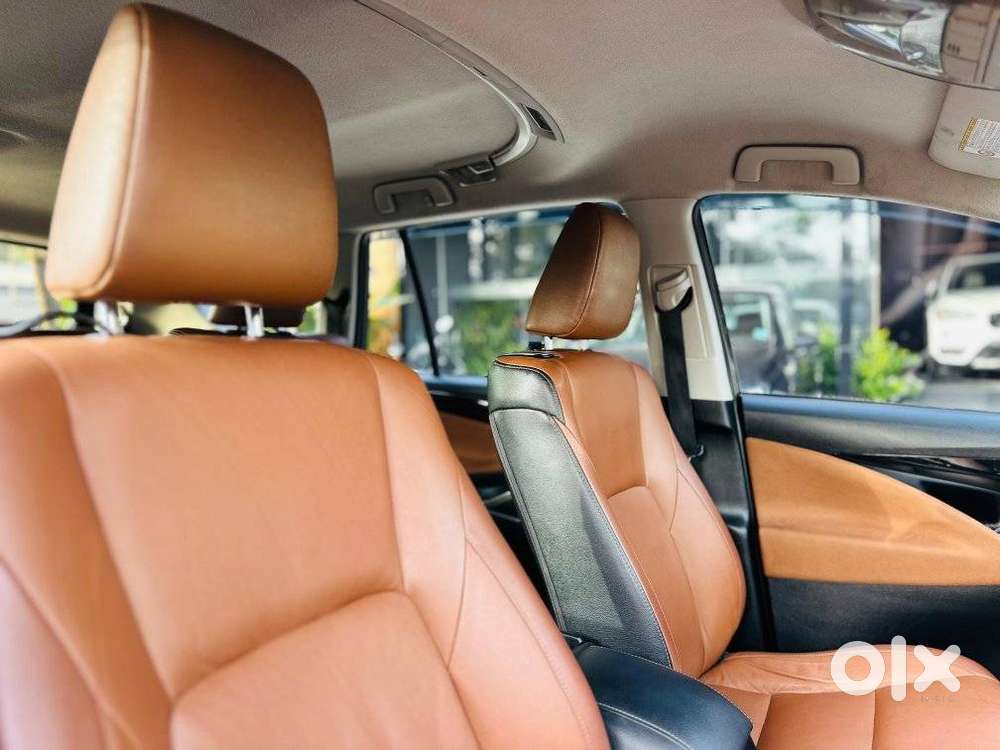 Toyota Innova Crysta 2.8z Automatic, 2017, Diesel