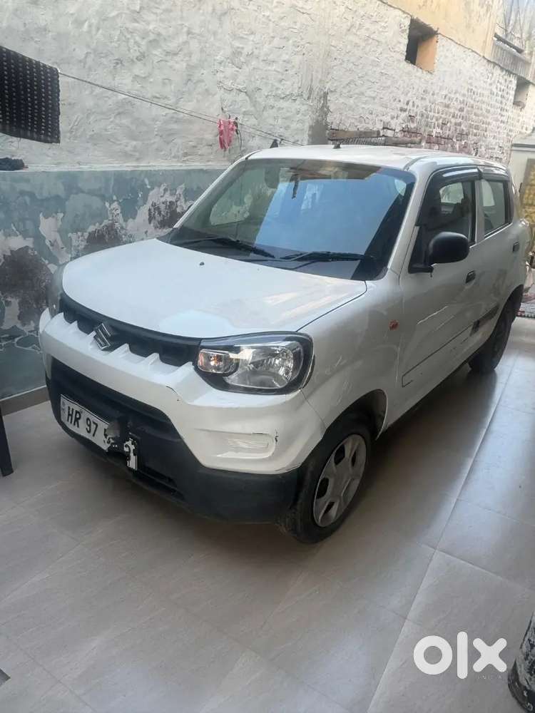 Maruti Suzuki S-presso 2021 Petrol Well Maintained.