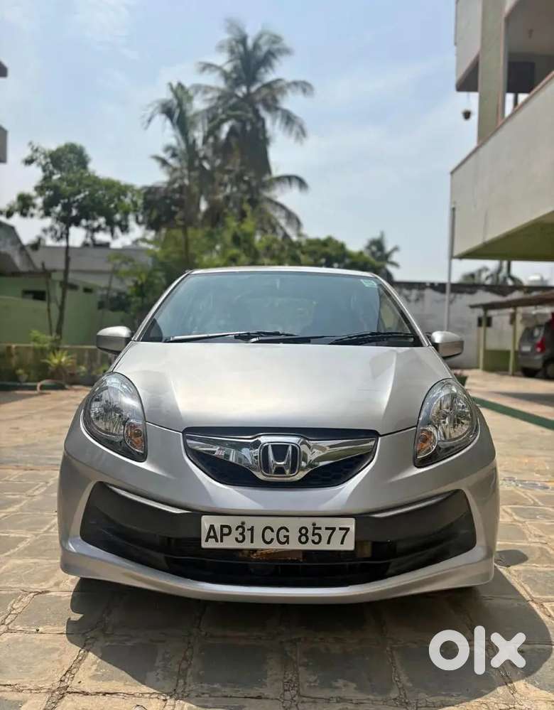 Honda Brio Petrol Mt 2013 Variant