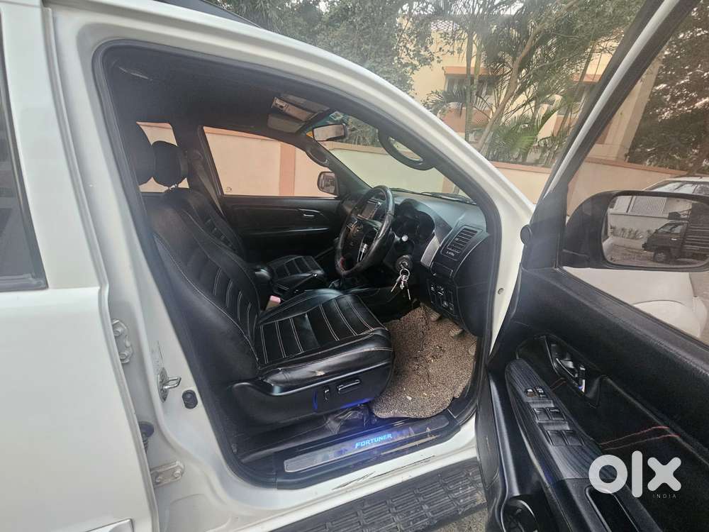 Toyota Fortuner 3.0 Ltd, 2015, Diesel