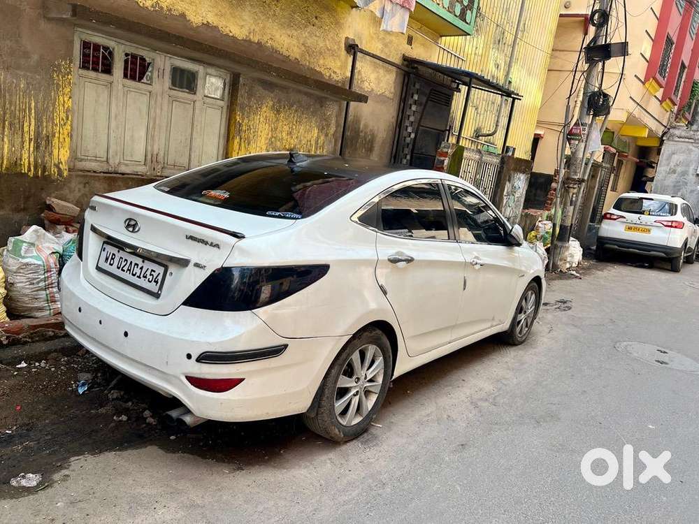 Hyundai Fluidic Verna 2013